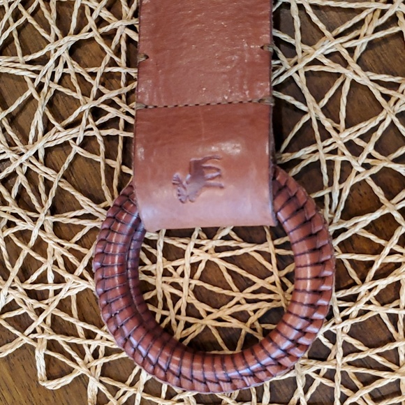 Abercrombie & Fitch leather belt - Picture 10 of 13